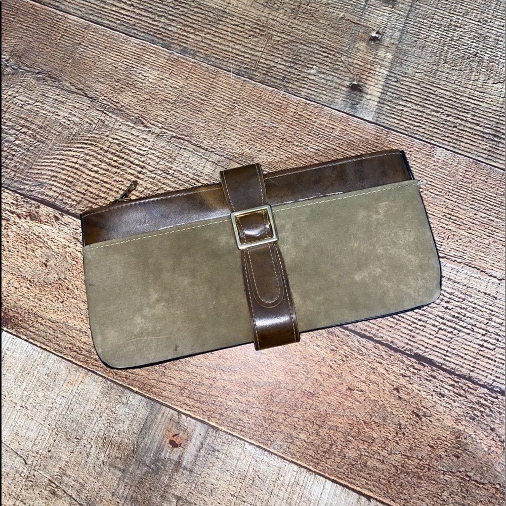 💜 Vintage rolfs clutch